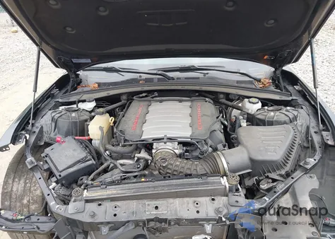 2021 Chevrolet Camaro Rwd Lt1 из США, поврежденный, VIN 1G1FE1R73M0100948